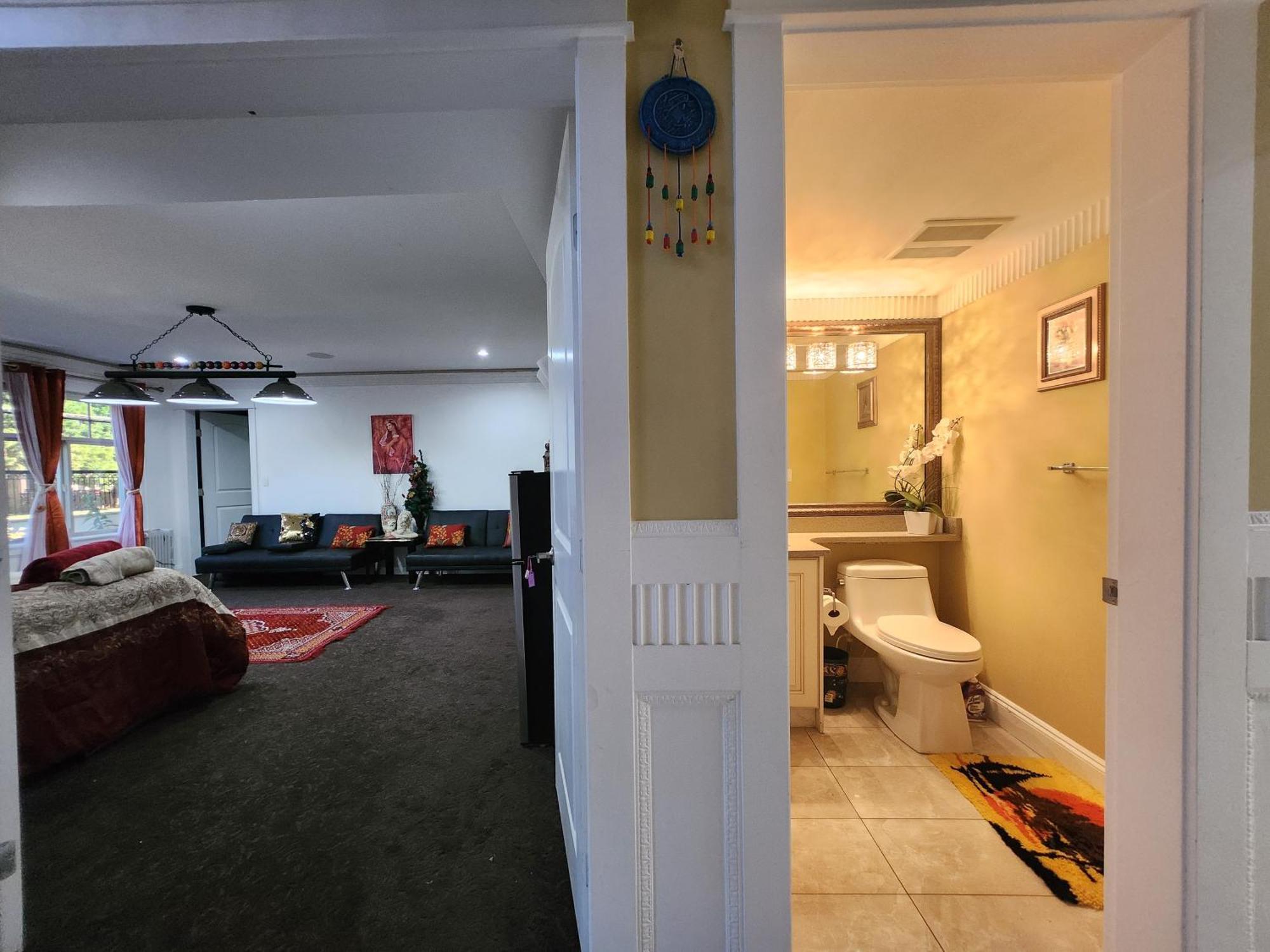 Empress Madani Palace Hotel Суррей Экстерьер фото